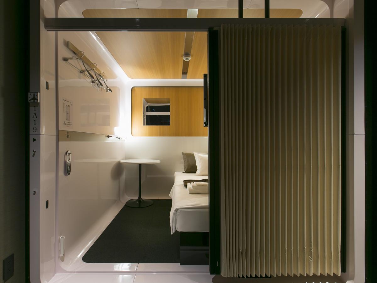 First Cabin Nishiazabu Tokyo Luaran gambar