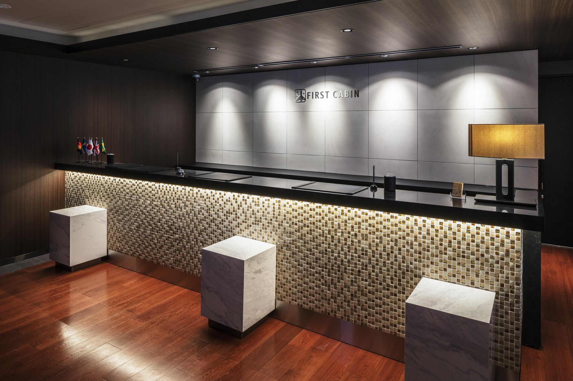 First Cabin Nishiazabu Tokyo Luaran gambar